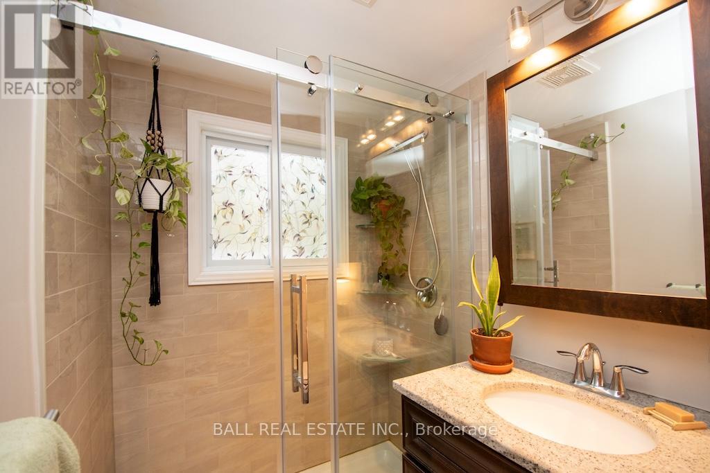 1084 Duck Pond Lane, Douro-Dummer, Ontario  K0L 2H0 - Photo 21 - X12894558