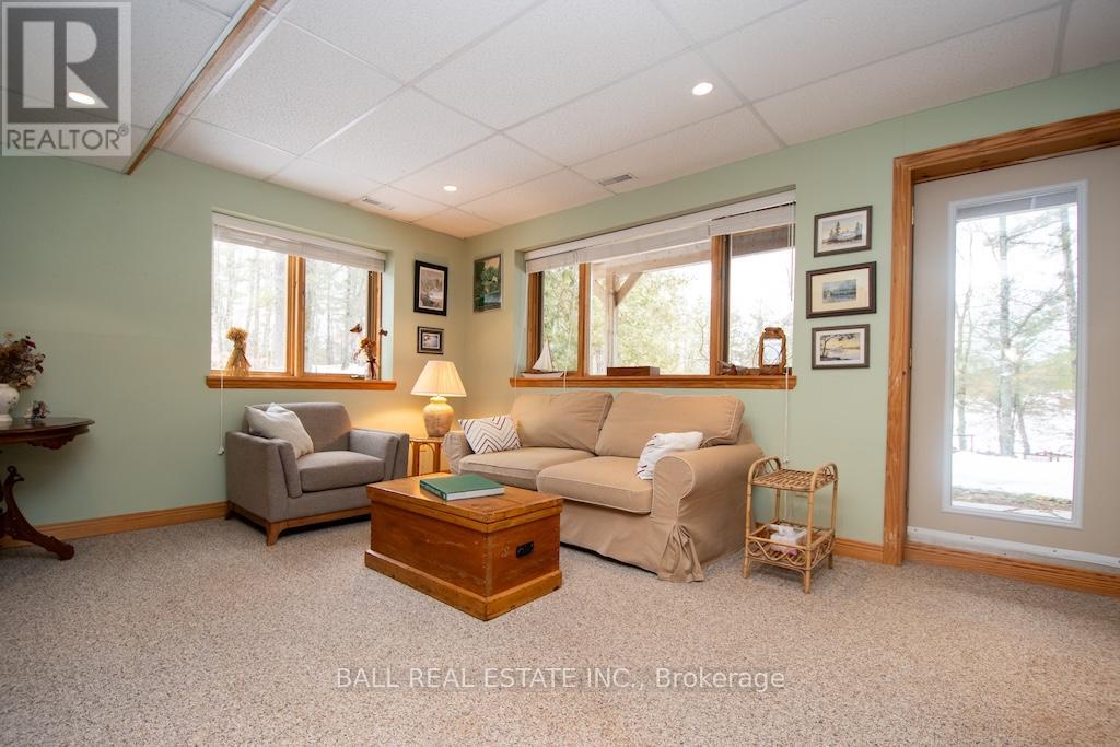 1084 Duck Pond Lane, Douro-Dummer, Ontario  K0L 2H0 - Photo 24 - X12894558