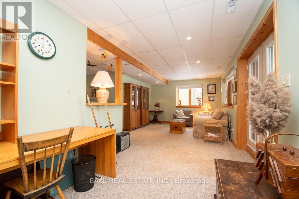 1084 Duck Pond Lane, Douro-Dummer, Ontario  K0L 2H0 - Photo 28 - X12894558