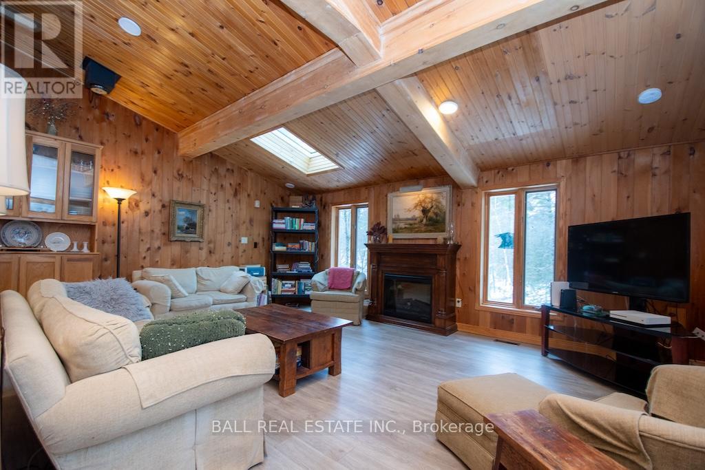 1084 Duck Pond Lane, Douro-Dummer, Ontario  K0L 2H0 - Photo 6 - X12894558