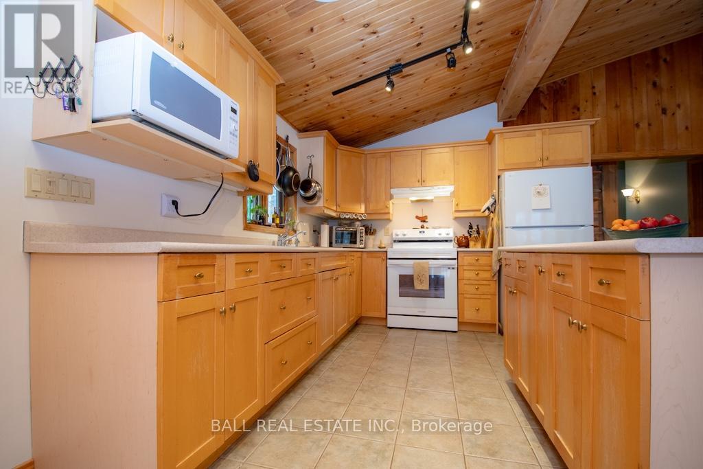 1084 Duck Pond Lane, Douro-Dummer, Ontario  K0L 2H0 - Photo 9 - X12894558