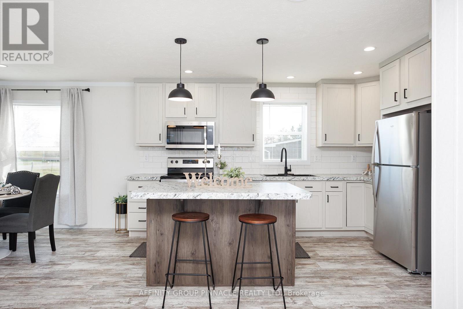 1 Vista Drive, Kawartha Lakes (Lindsay), Ontario  K9V 0H7 - Photo 24 - X12894660