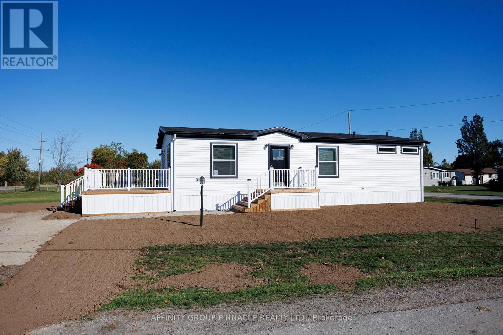 1 Vista Drive, Kawartha Lakes (Lindsay), Ontario  K9V 0H7 - Photo 3 - X12894660