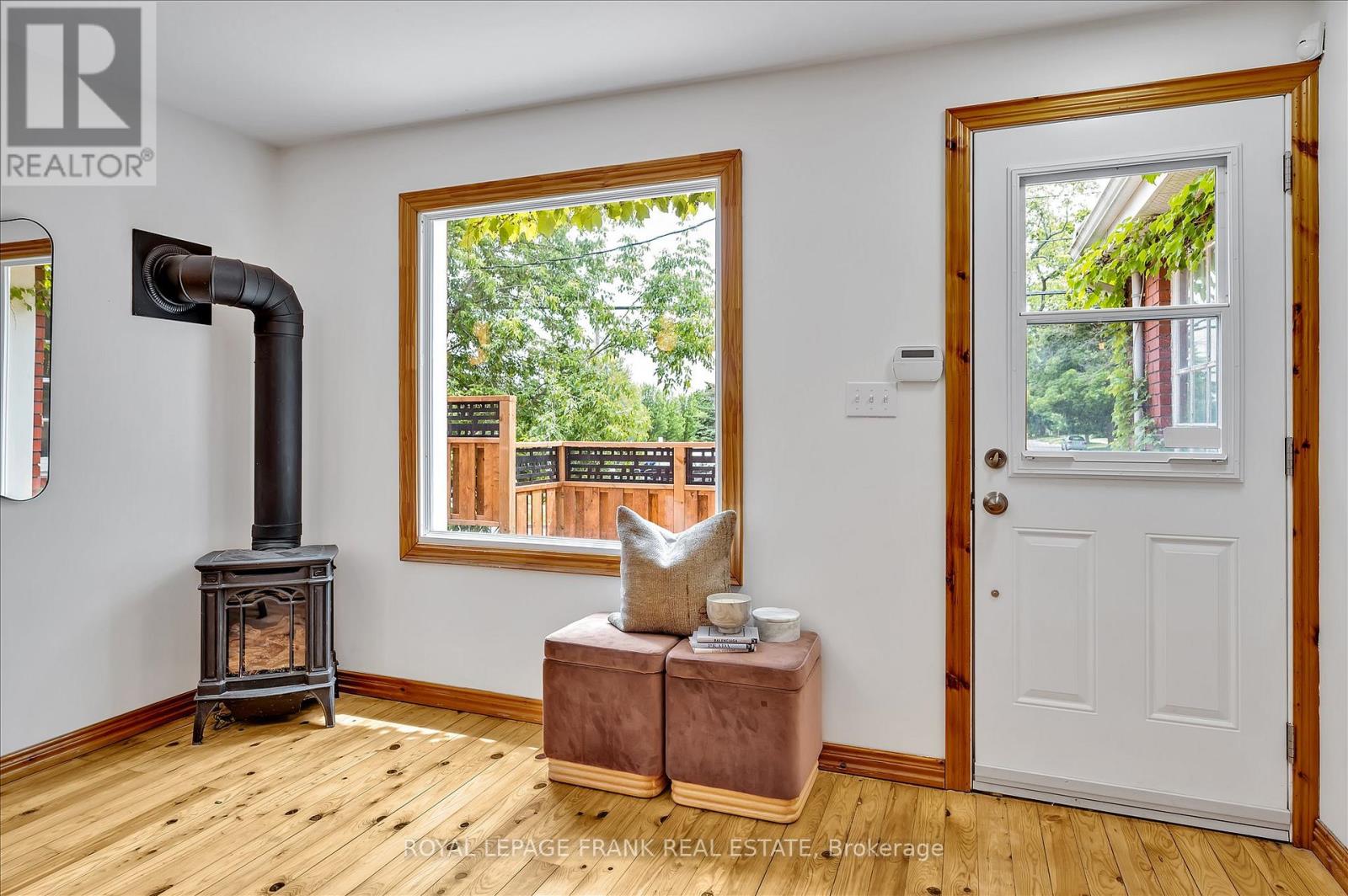 470 Albertus Avenue, Peterborough (Town Ward 3), Ontario  K9J 6A2 - Photo 12 - X12894814