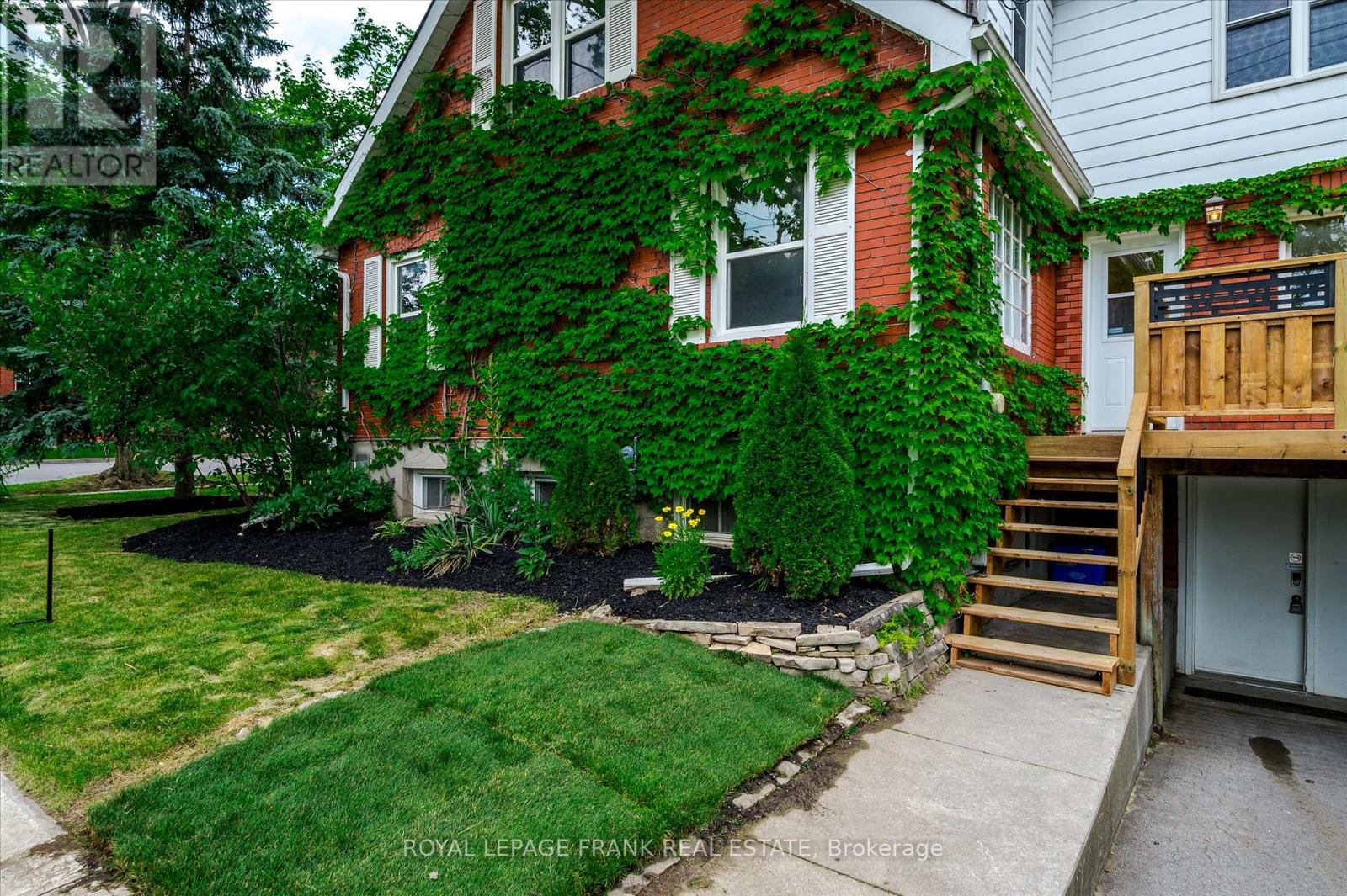 470 Albertus Avenue, Peterborough (Town Ward 3), Ontario  K9J 6A2 - Photo 45 - X12894814