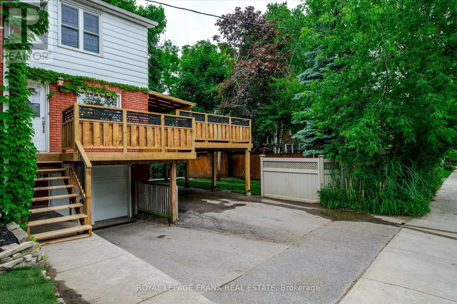 470 Albertus Avenue, Peterborough (Town Ward 3), Ontario  K9J 6A2 - Photo 46 - X12894814