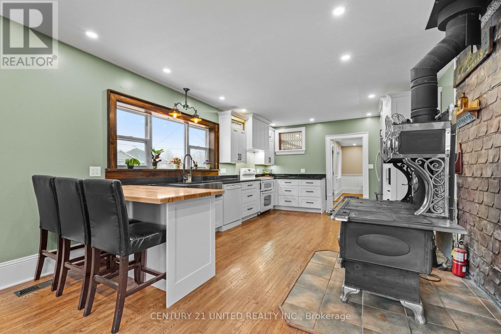 2 Mclean Avenue, Havelock-Belmont-Methuen (Havelock), Ontario  K0L 1Z0 - Photo 11 - X12894982