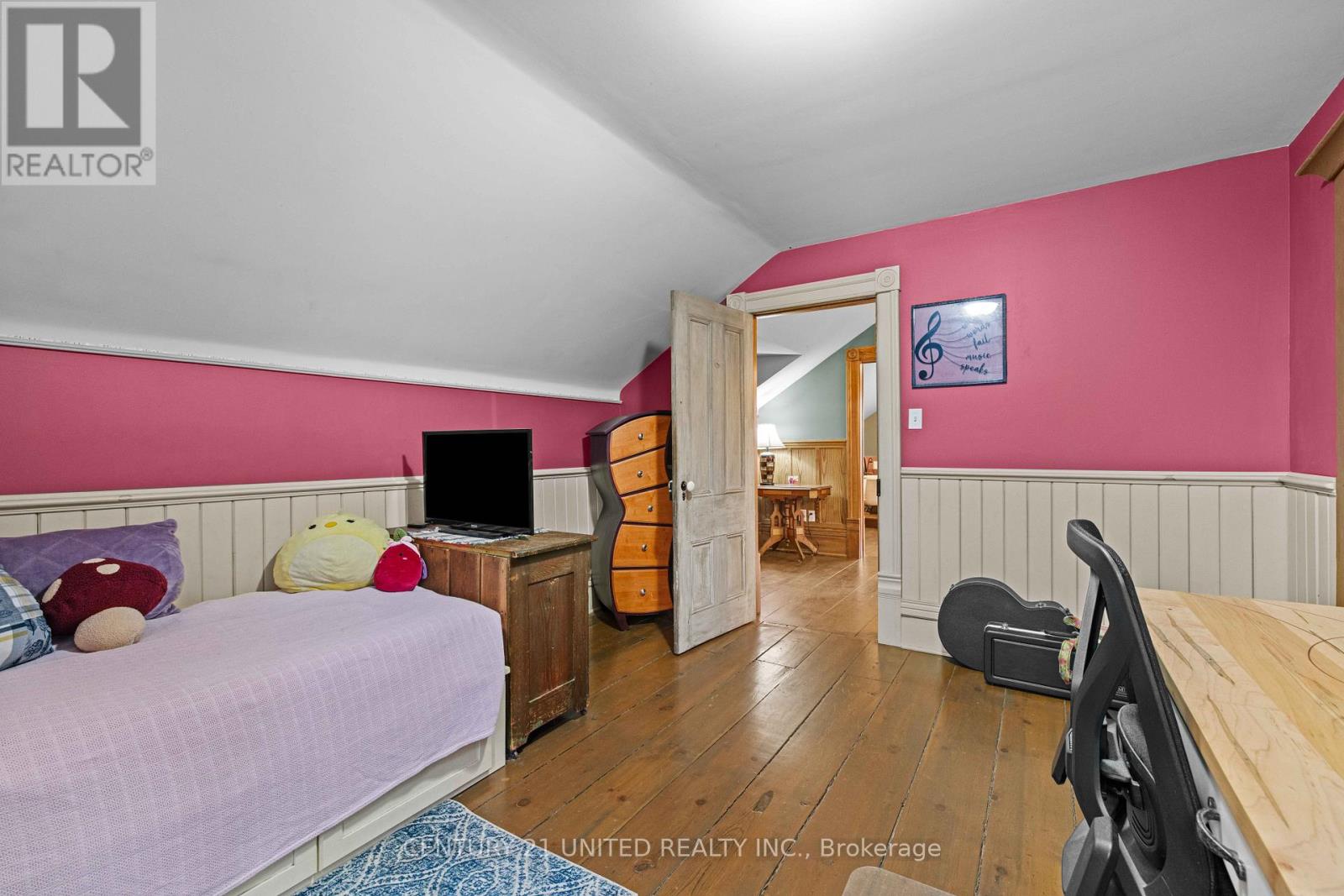 2 Mclean Avenue, Havelock-Belmont-Methuen (Havelock), Ontario  K0L 1Z0 - Photo 25 - X12894982