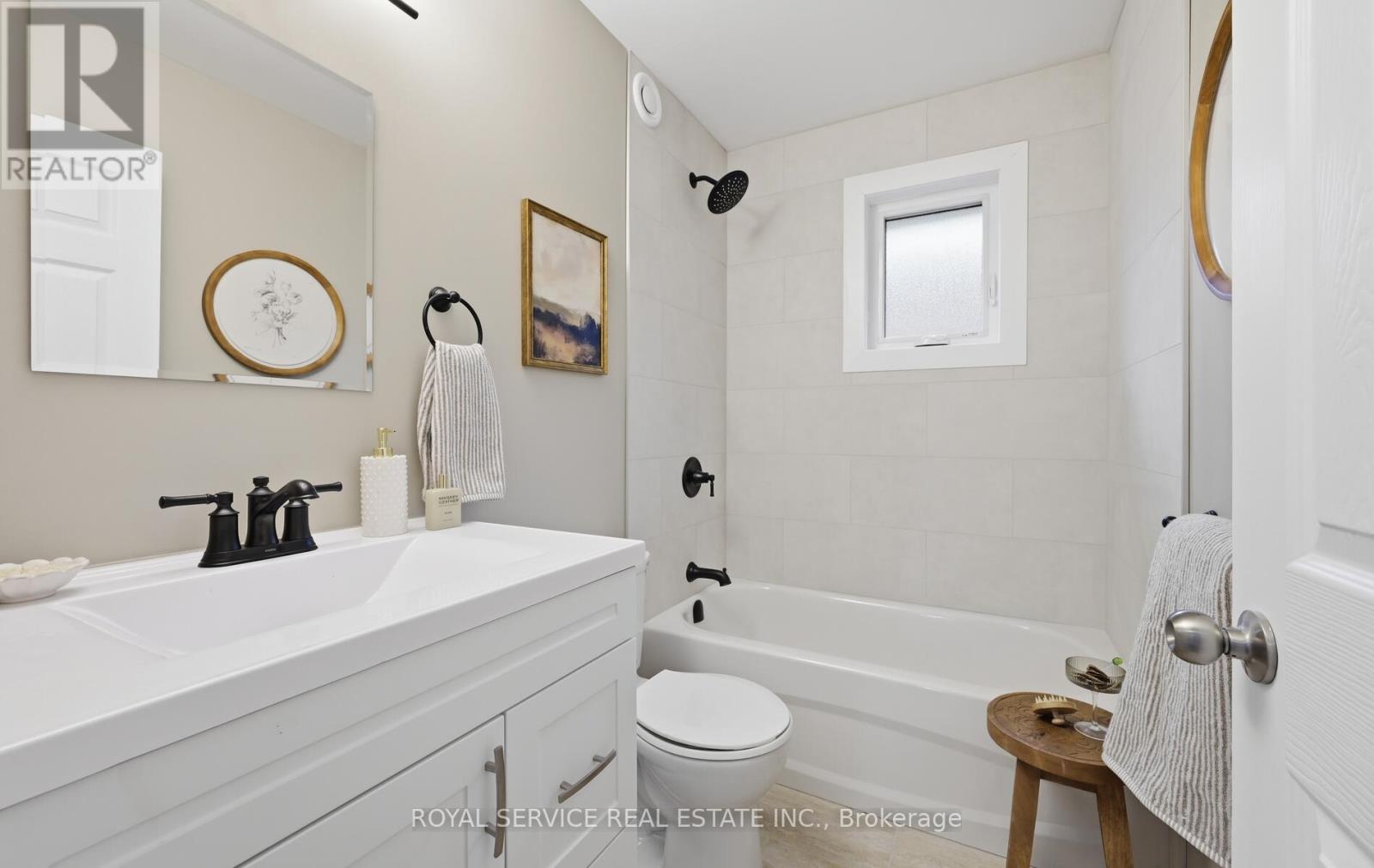 604 Fortye Drive, Peterborough (Otonabee Ward 1), Ontario  K9K 2H3 - Photo 23 - X12895002