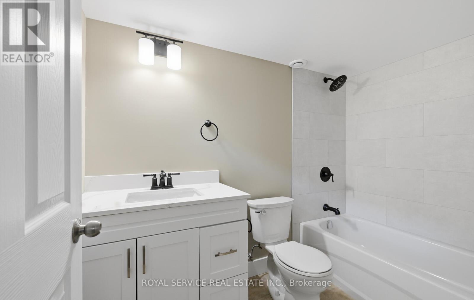 604 Fortye Drive, Peterborough (Otonabee Ward 1), Ontario  K9K 2H3 - Photo 38 - X12895002