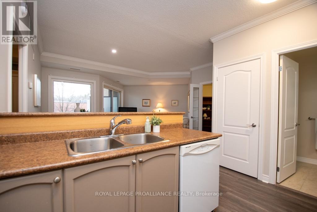 212 - 869 Clonsilla Avenue, Peterborough (Otonabee Ward 1), Ontario  K9J 0B7 - Photo 15 - X12895050