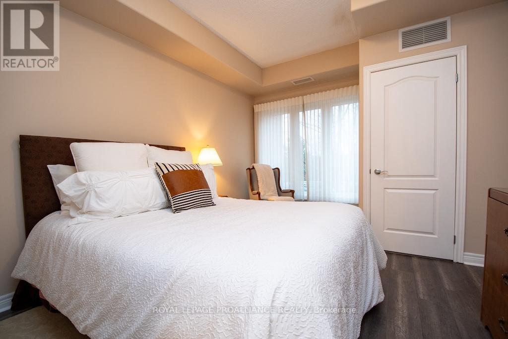 212 - 869 Clonsilla Avenue, Peterborough (Otonabee Ward 1), Ontario  K9J 0B7 - Photo 19 - X12895050