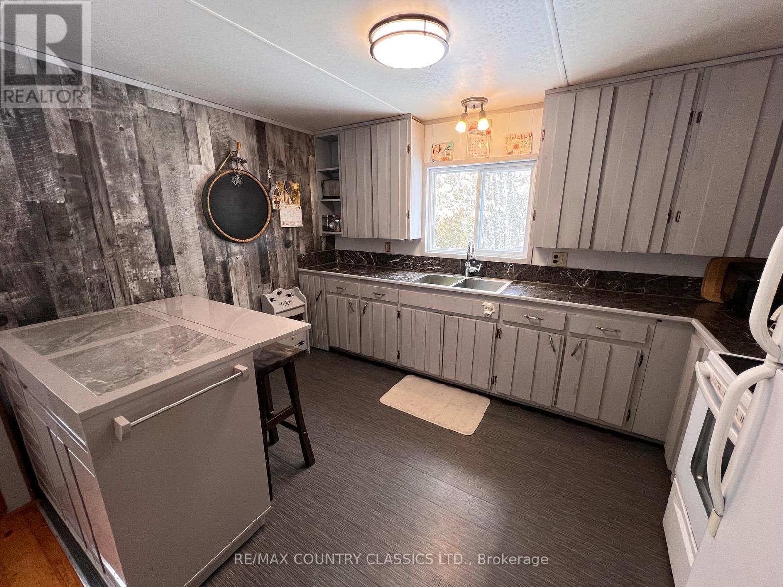 1322a Weslemkoon Lake Road, Tudor And Cashel (Tudor Ward), Ontario  K0L 1W0 - Photo 8 - X12895156