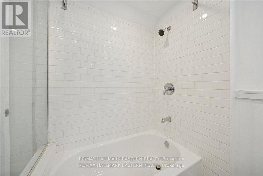 344 Fife Avenue, Selwyn, Ontario  K9J 6X3 - Photo 18 - X12895394