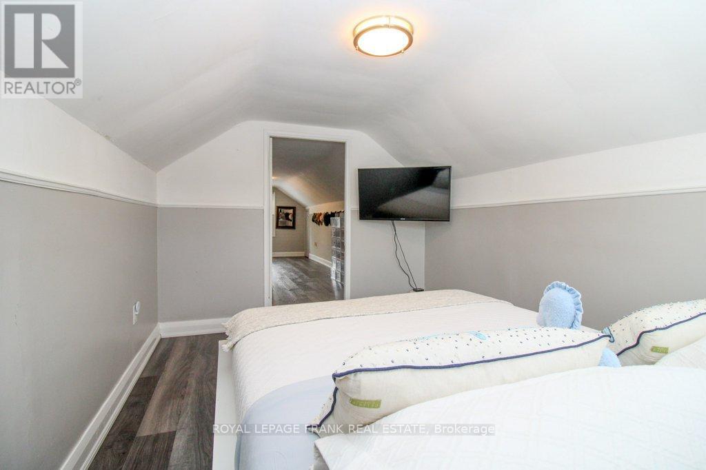 129 Arthur Avenue, Peterborough (Otonabee Ward 1), Ontario  K9J 5X7 - Photo 21 - X12895466