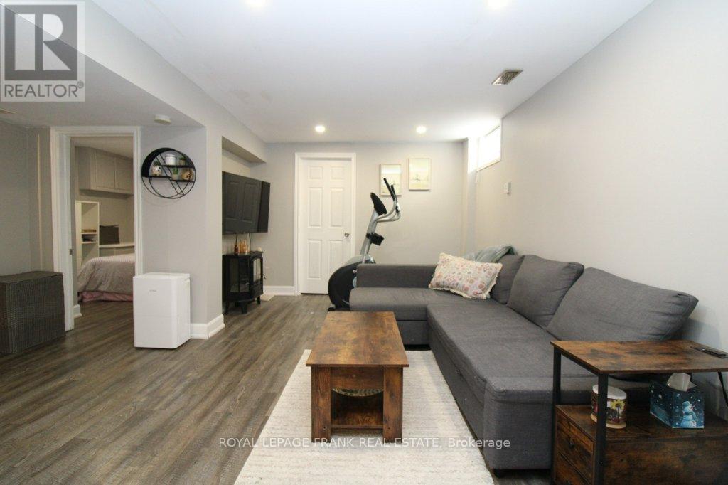 129 Arthur Avenue, Peterborough (Otonabee Ward 1), Ontario  K9J 5X7 - Photo 27 - X12895466