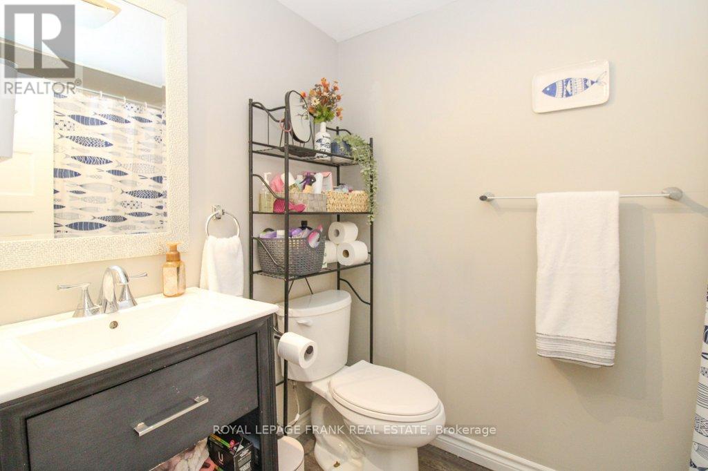 129 Arthur Avenue, Peterborough (Otonabee Ward 1), Ontario  K9J 5X7 - Photo 32 - X12895466