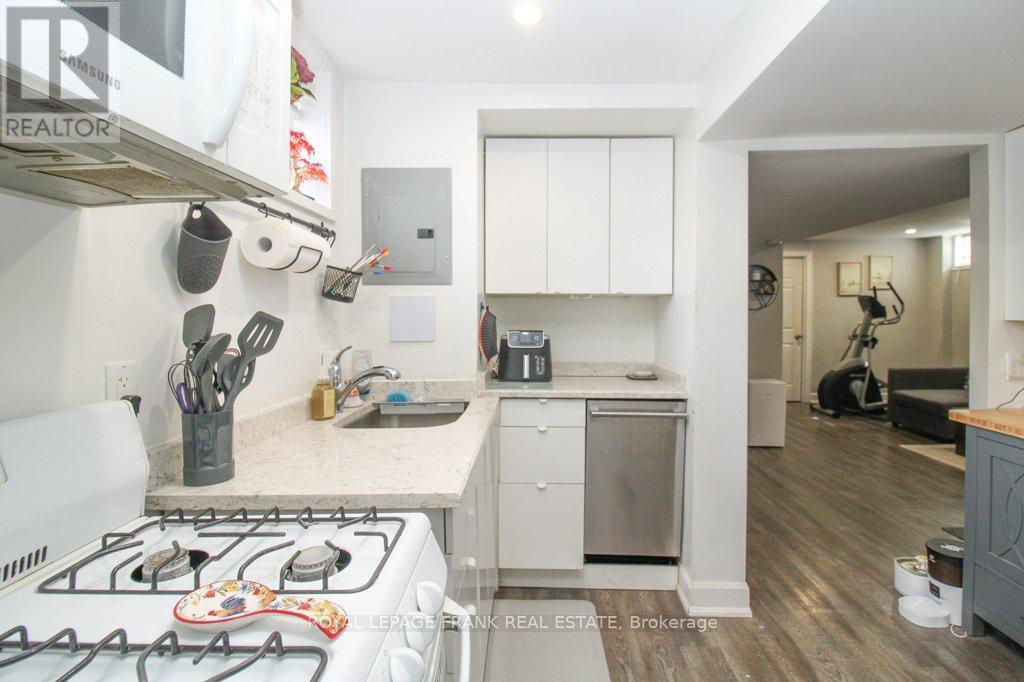 129 Arthur Avenue, Peterborough (Otonabee Ward 1), Ontario  K9J 5X7 - Photo 36 - X12895466