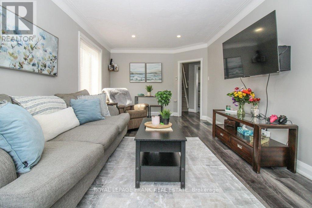 129 Arthur Avenue, Peterborough (Otonabee Ward 1), Ontario  K9J 5X7 - Photo 6 - X12895466