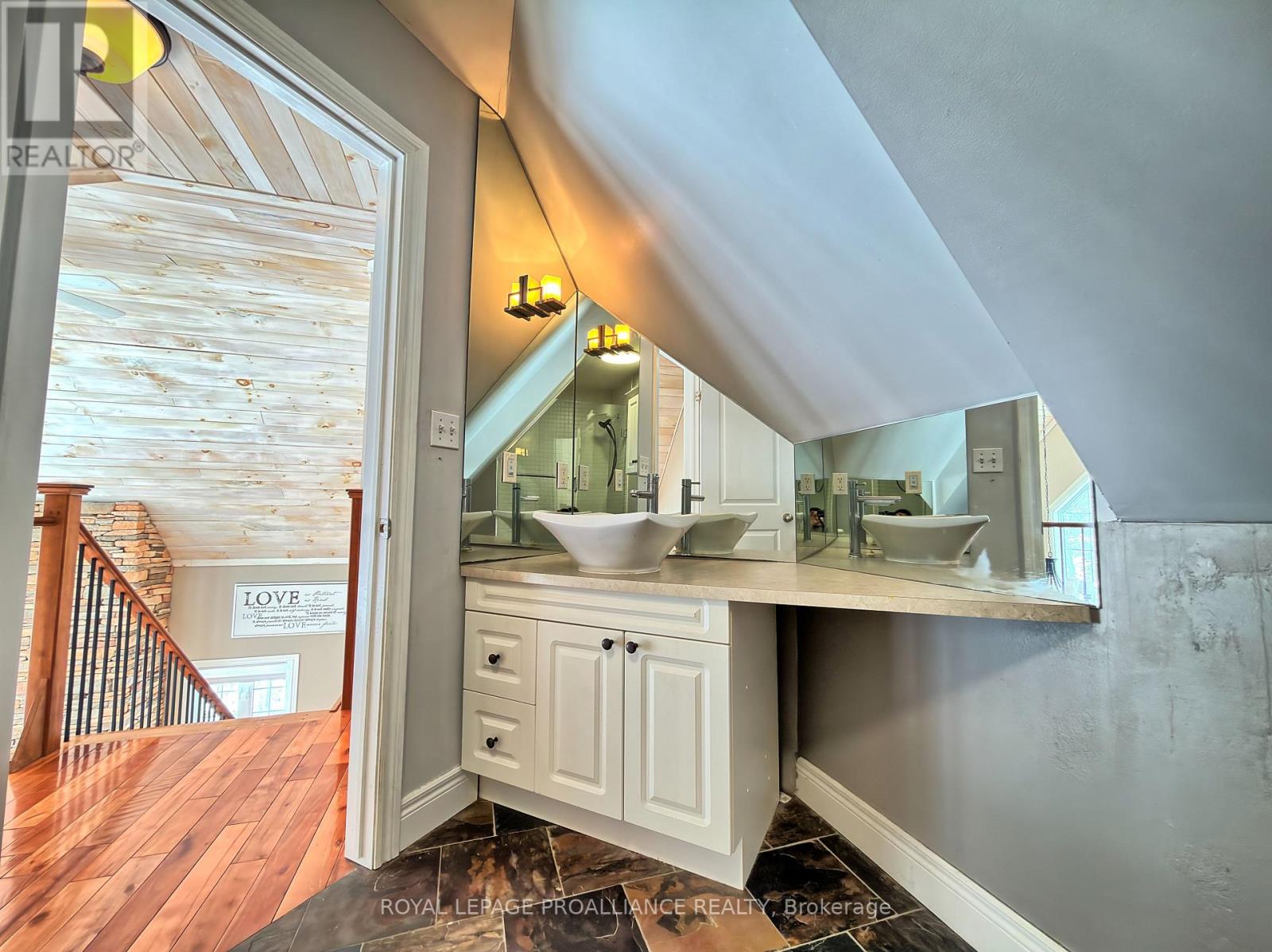 272 Belmont 3rd Line, Havelock-Belmont-Methuen (Belmont-Methuen), Ontario  K0L 1Z0 - Photo 25 - X12895674