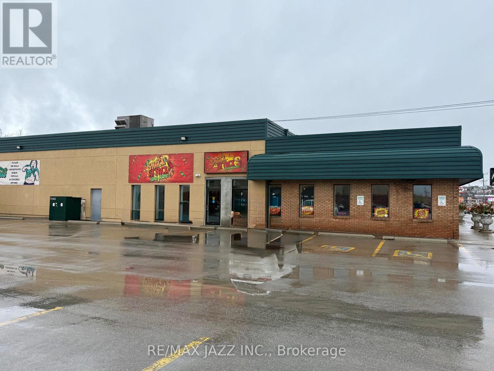 1 - 901 Lansdowne Street W, Peterborough (Otonabee Ward 1), Ontario  K9J 1Z5 - Photo 3 - X12896530