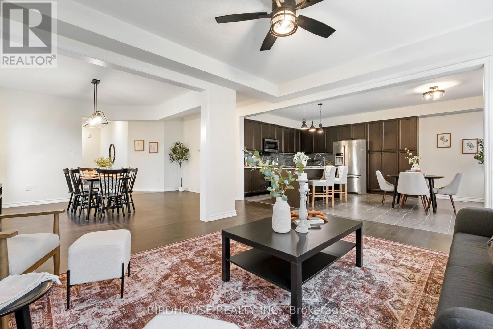 53 Hancock Crescent, Kawartha Lakes (Lindsay), Ontario  K9V 0P4 - Photo 11 - X12897028