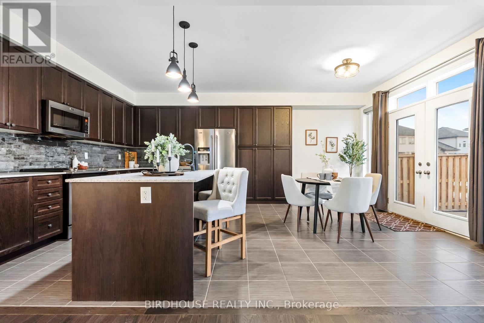 53 Hancock Crescent, Kawartha Lakes (Lindsay), Ontario  K9V 0P4 - Photo 13 - X12897028