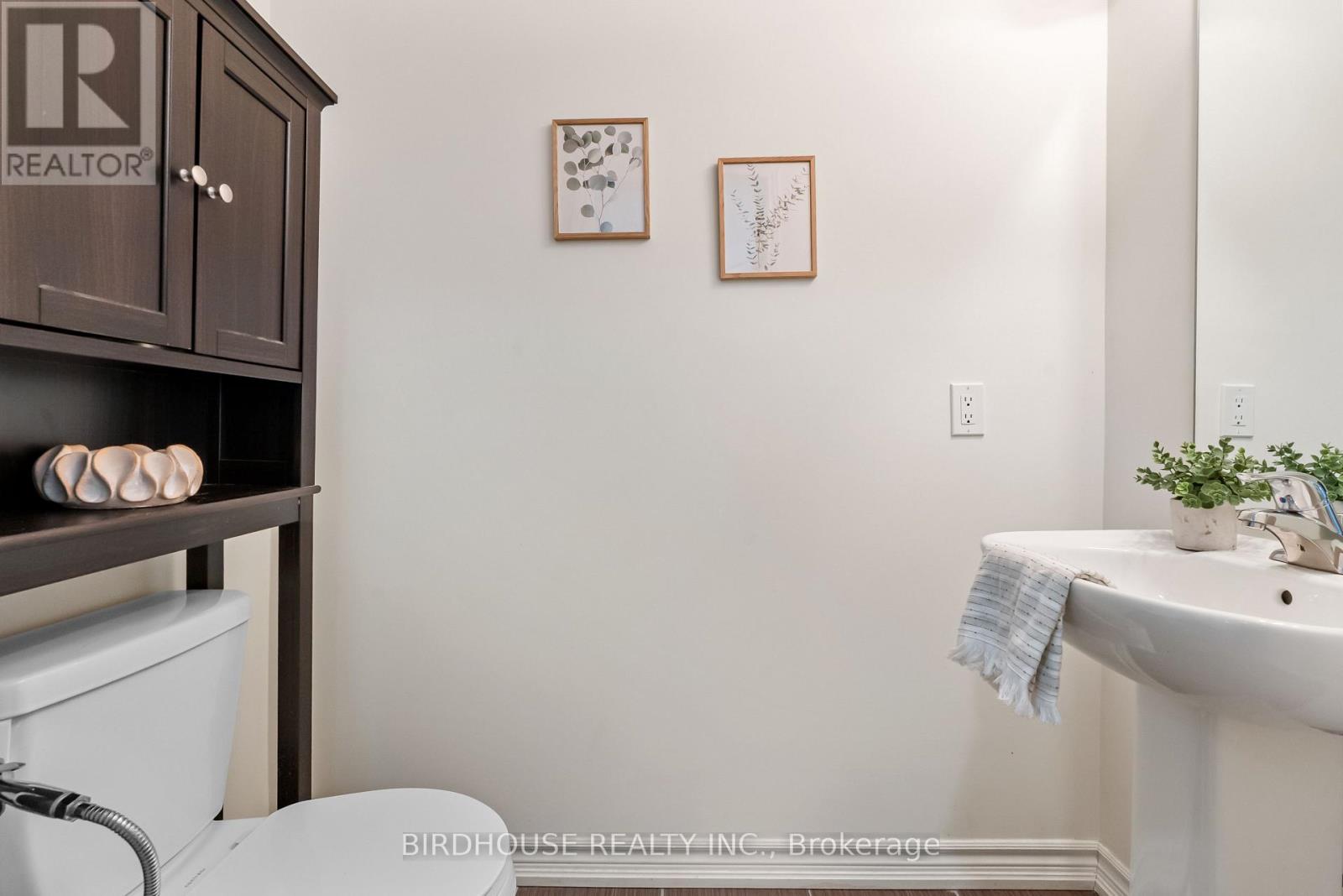 53 Hancock Crescent, Kawartha Lakes (Lindsay), Ontario  K9V 0P4 - Photo 18 - X12897028