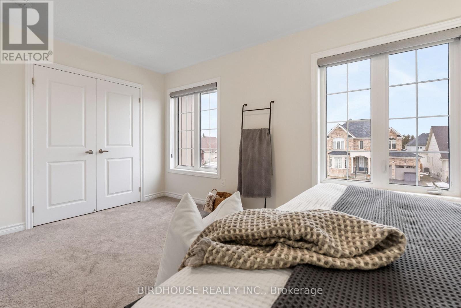 53 Hancock Crescent, Kawartha Lakes (Lindsay), Ontario  K9V 0P4 - Photo 22 - X12897028