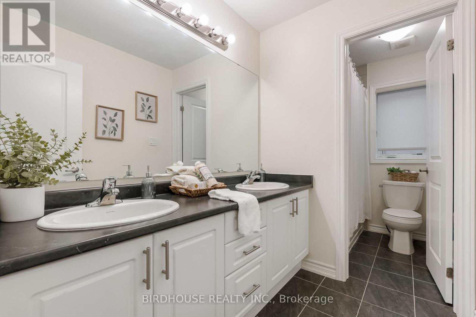 53 Hancock Crescent, Kawartha Lakes (Lindsay), Ontario  K9V 0P4 - Photo 23 - X12897028