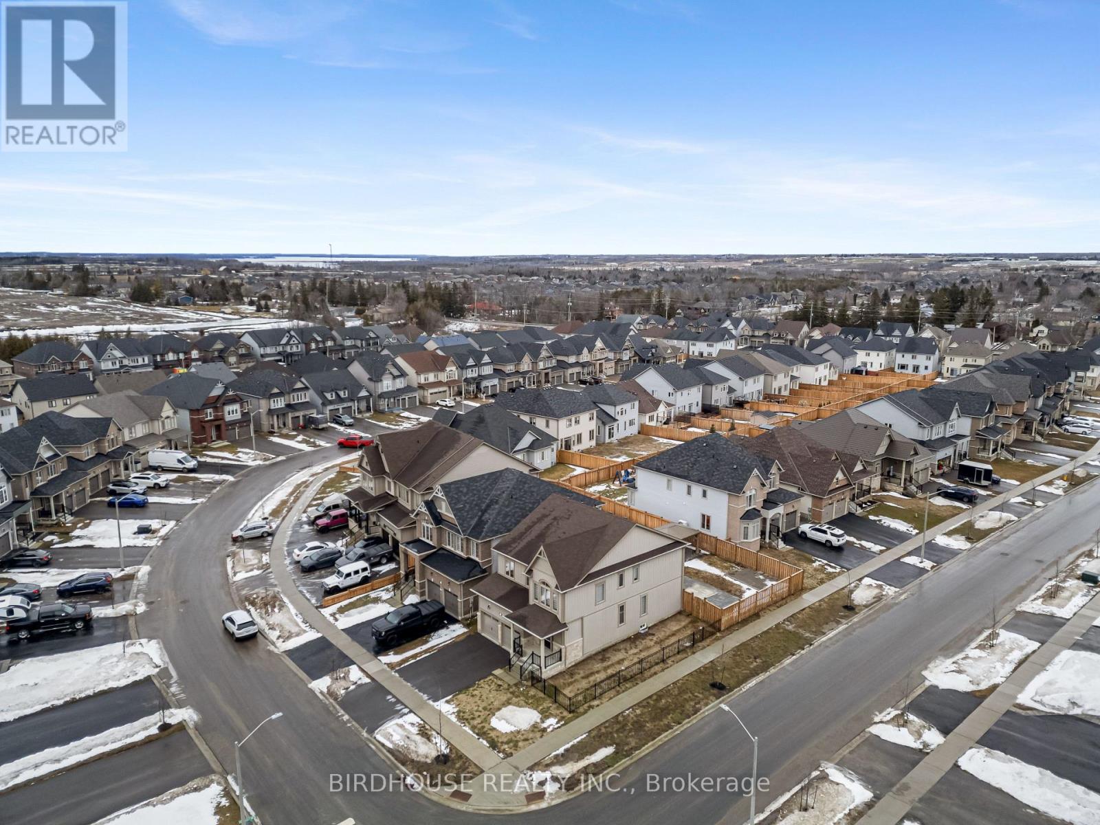 53 Hancock Crescent, Kawartha Lakes (Lindsay), Ontario  K9V 0P4 - Photo 41 - X12897028