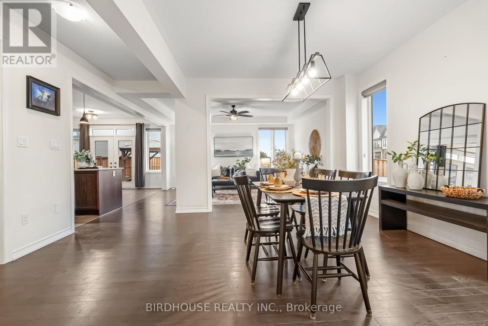 53 Hancock Crescent, Kawartha Lakes (Lindsay), Ontario  K9V 0P4 - Photo 6 - X12897028