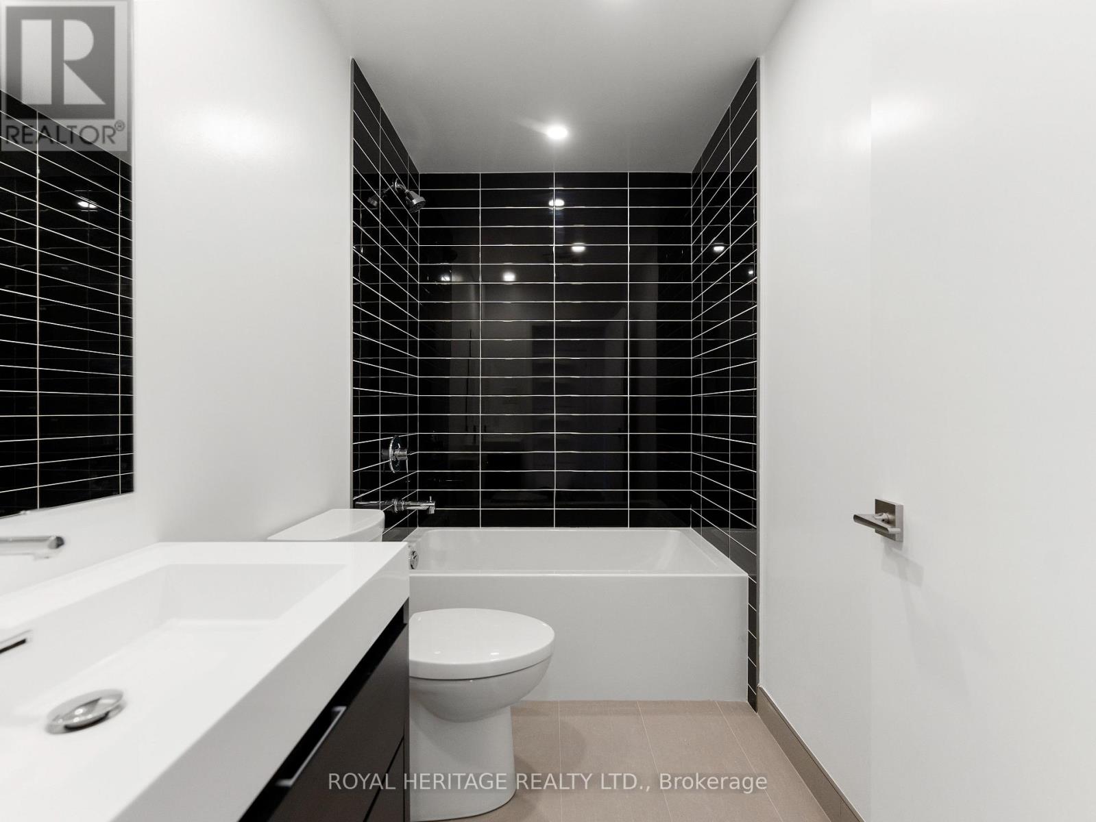 507 - 195 Hunter Street E, Peterborough (Ashburnham Ward 4), Ontario  K9H 1G9 - Photo 17 - X12897798