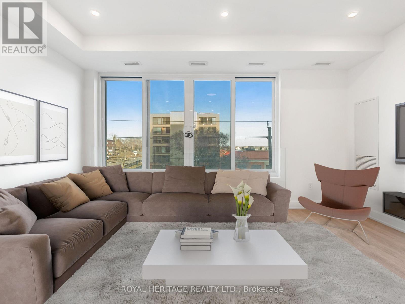 507 - 195 Hunter Street E, Peterborough (Ashburnham Ward 4), Ontario  K9H 1G9 - Photo 3 - X12897798