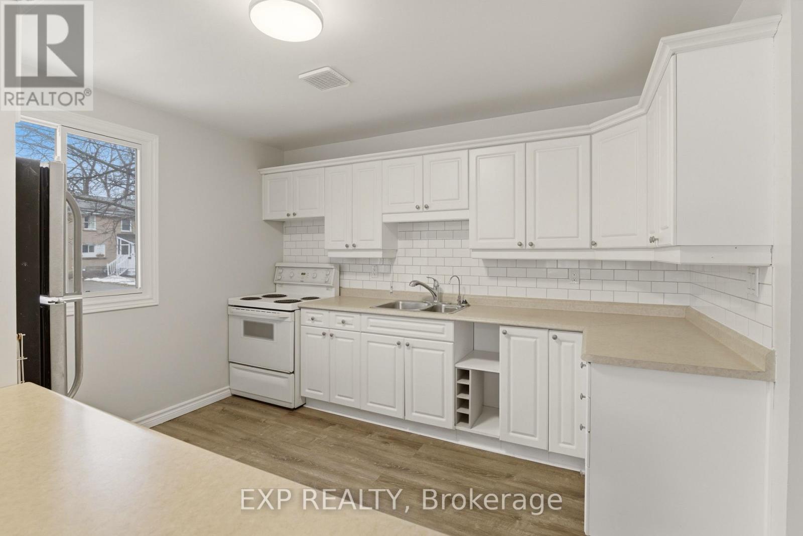 226 Spencleys Lane, Peterborough (Ashburnham Ward 4), Ontario  K9H 1R9 - Photo 8 - X12898130