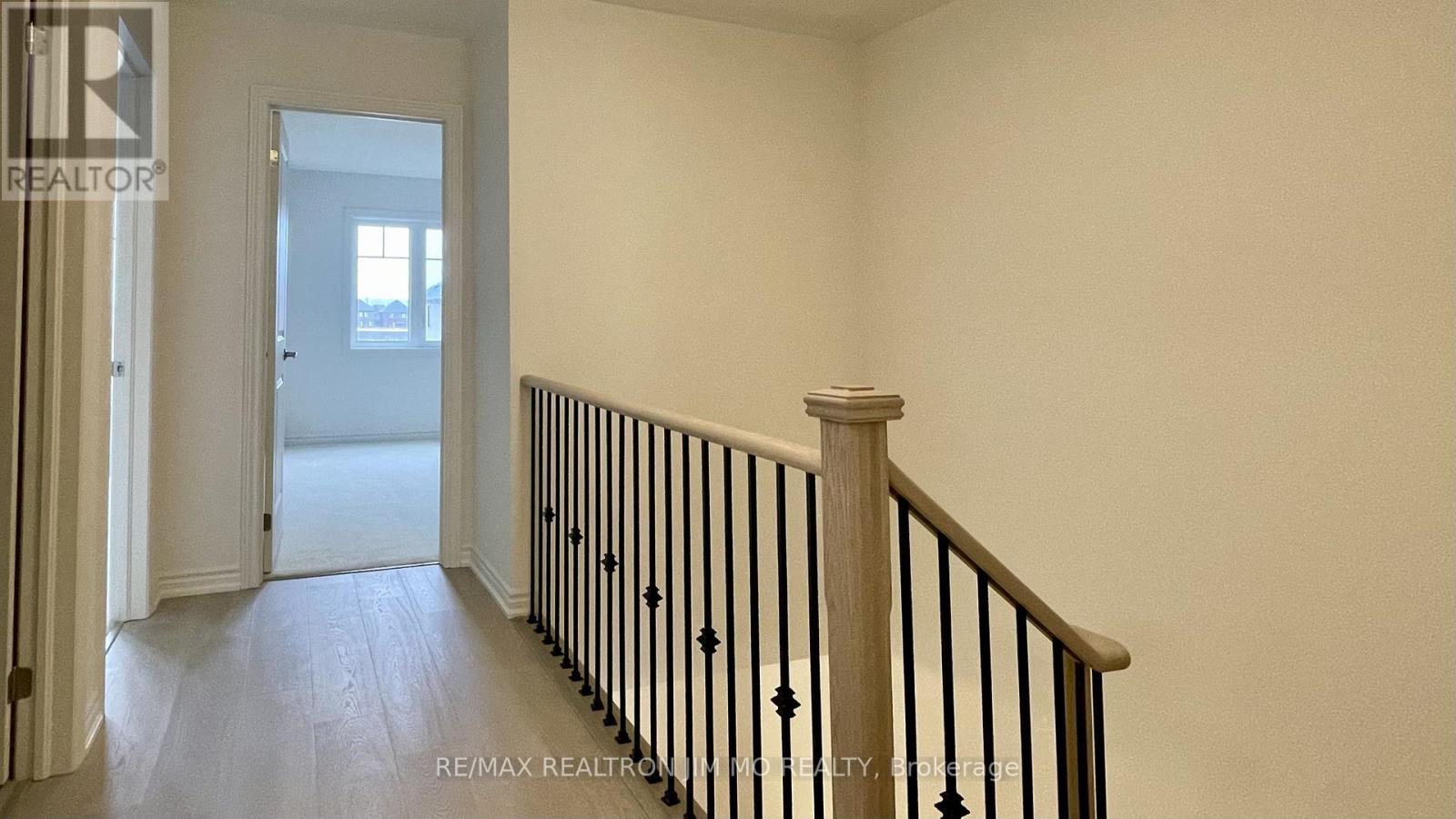 100 Sanderson Drive, Kawartha Lakes (Lindsay), Ontario  K9V 0S8 - Photo 12 - X12898160