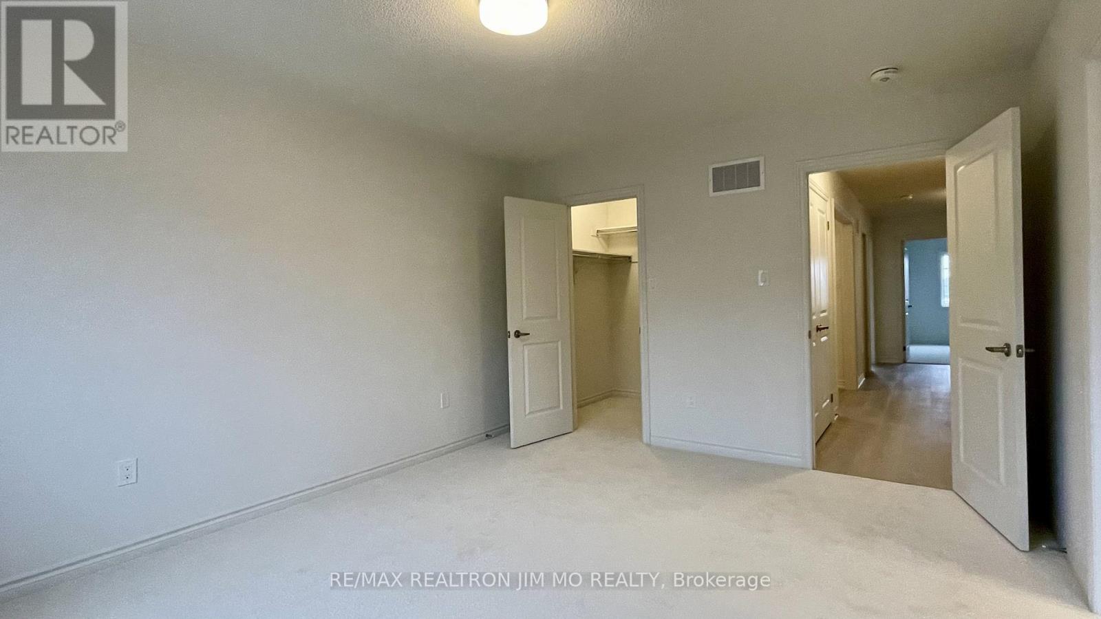 100 Sanderson Drive, Kawartha Lakes (Lindsay), Ontario  K9V 0S8 - Photo 22 - X12898160