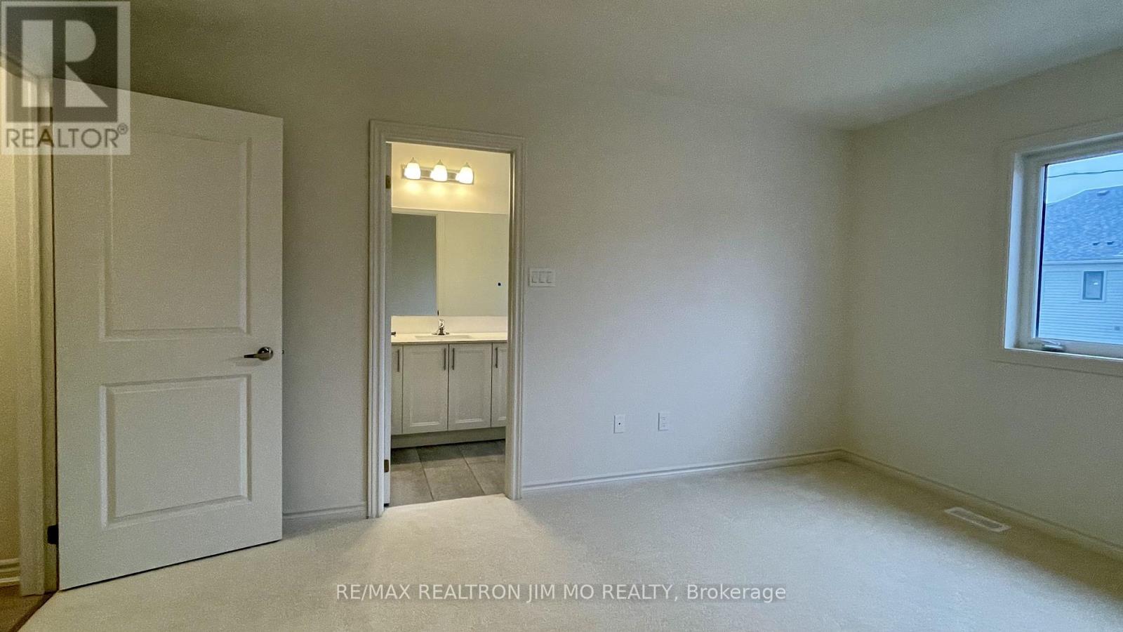 100 Sanderson Drive, Kawartha Lakes (Lindsay), Ontario  K9V 0S8 - Photo 24 - X12898160