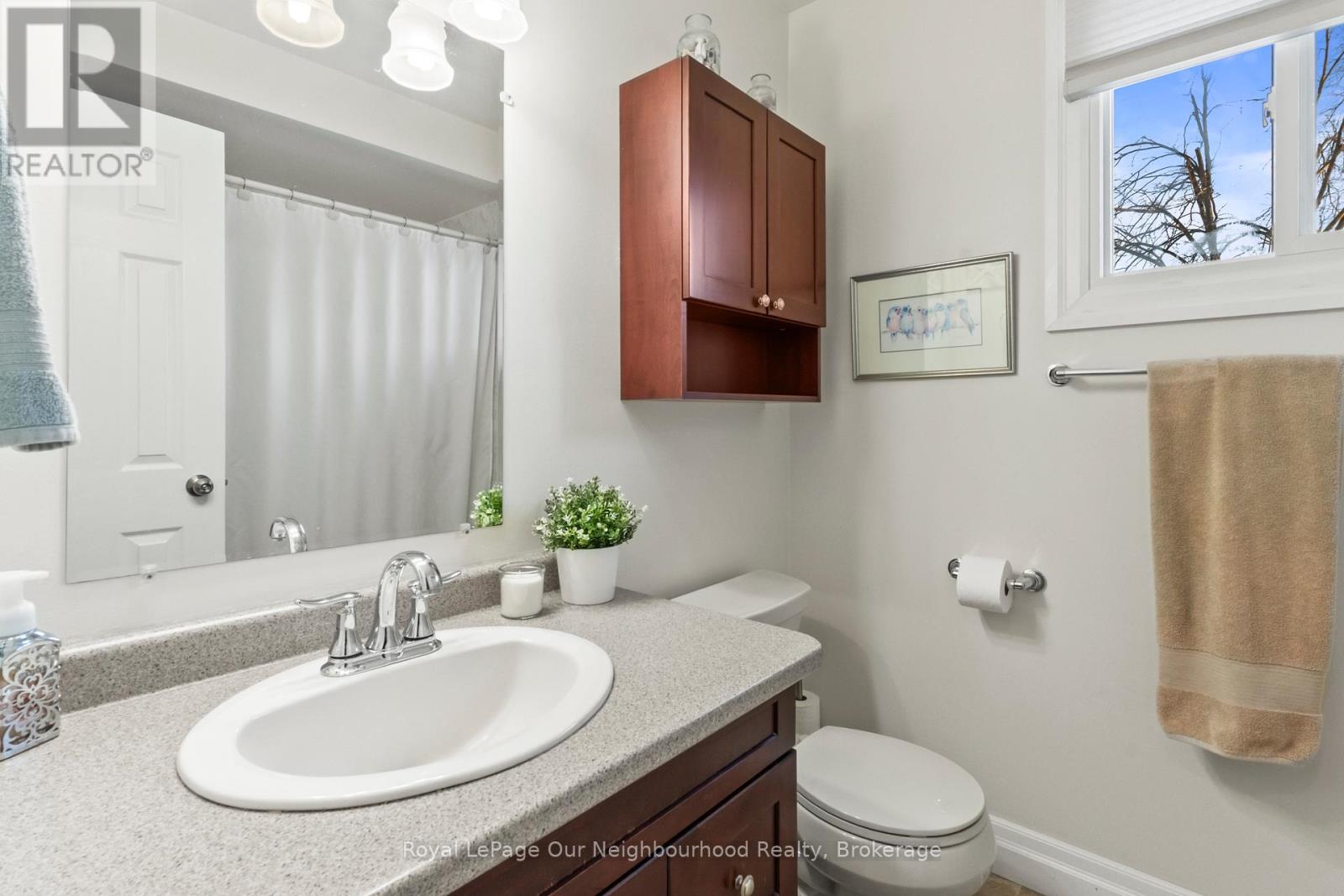 909 Whitefield Drive, Peterborough (Otonabee Ward 1), Ontario  K9J 7W1 - Photo 22 - X12898546