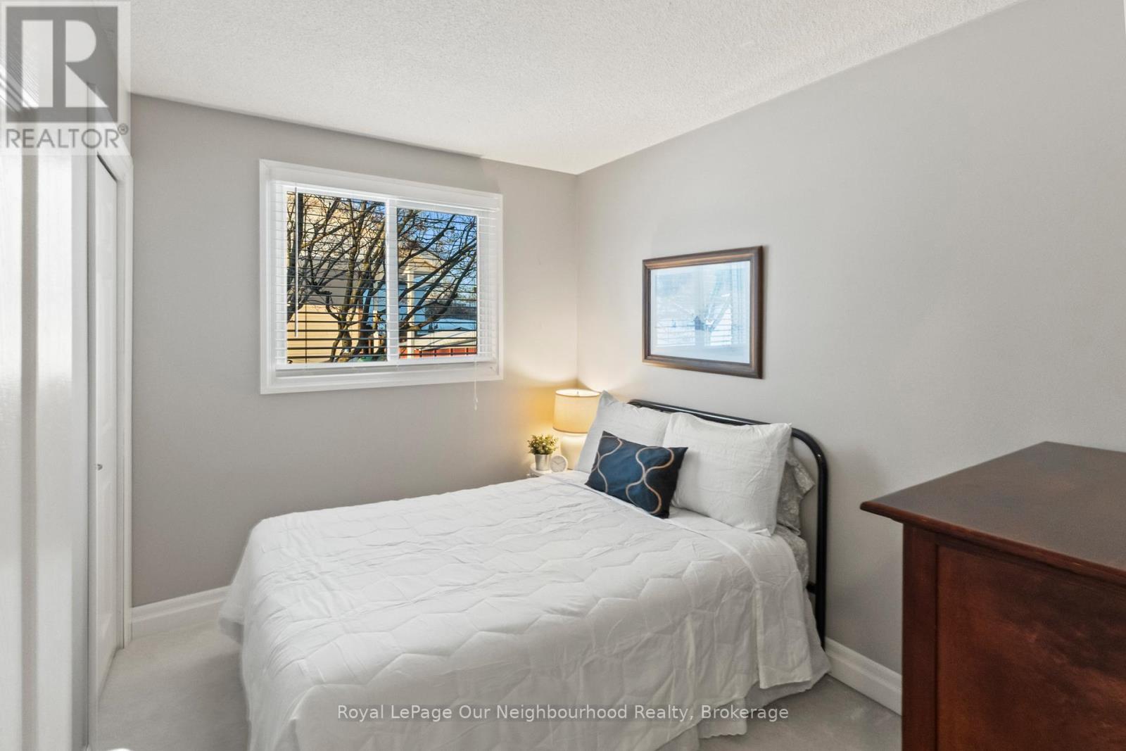 909 Whitefield Drive, Peterborough (Otonabee Ward 1), Ontario  K9J 7W1 - Photo 24 - X12898546