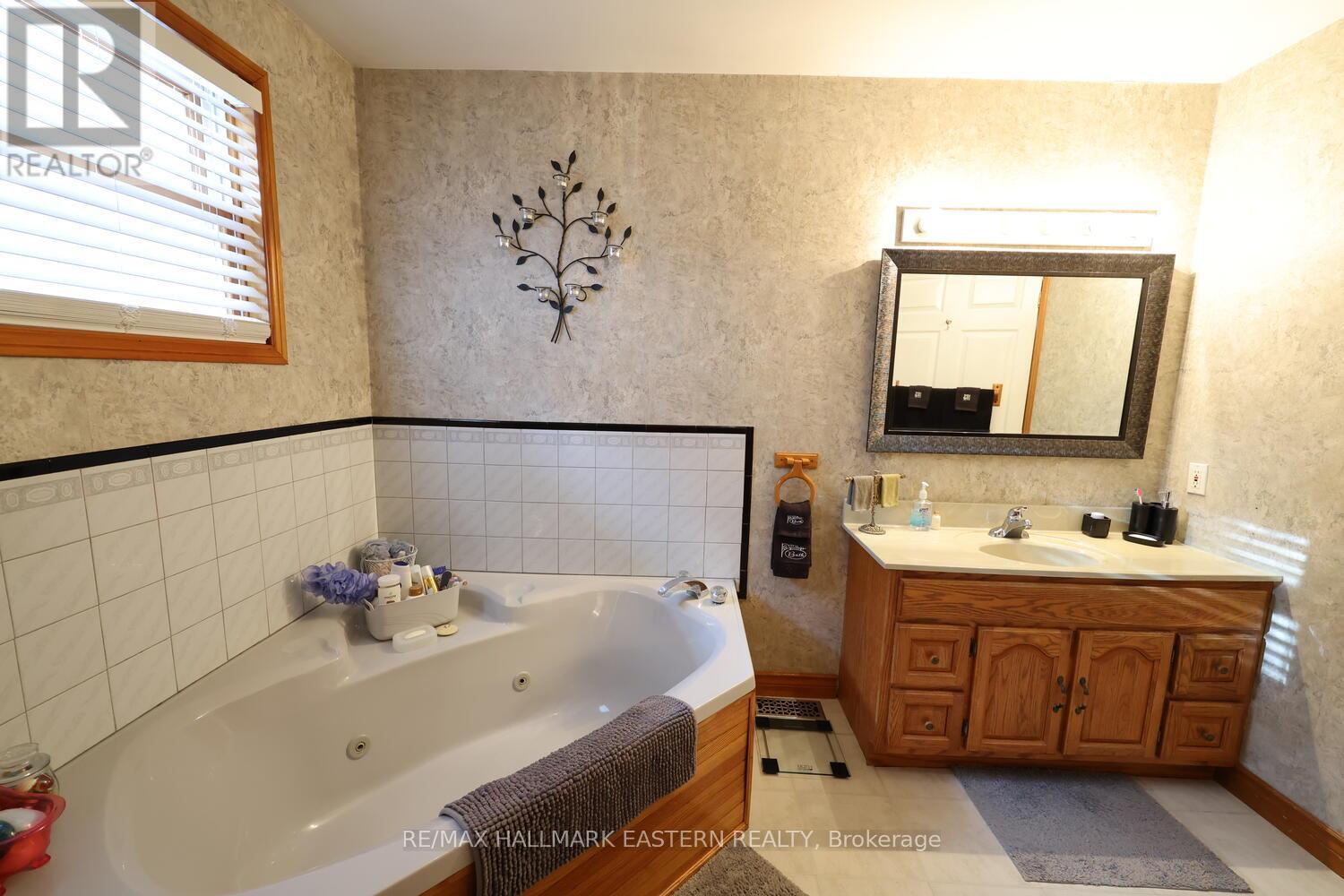 2160 County Road 46, Havelock-Belmont-Methuen (Belmont-Methuen), Ontario  K0L 1Z0 - Photo 30 - X12898934