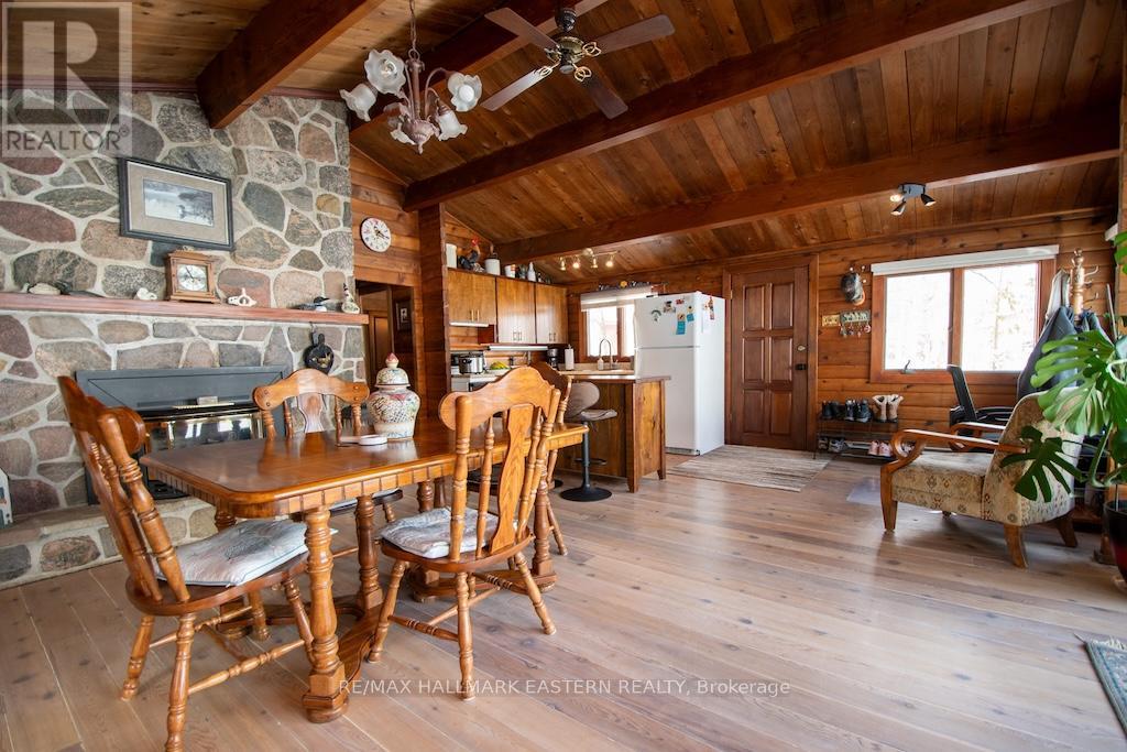 57 Woodland Trail, Trent Lakes, Ontario  K0L 1J0 - Photo 14 - X12899098