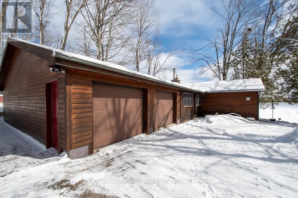 57 Woodland Trail, Trent Lakes, Ontario  K0L 1J0 - Photo 36 - X12899098