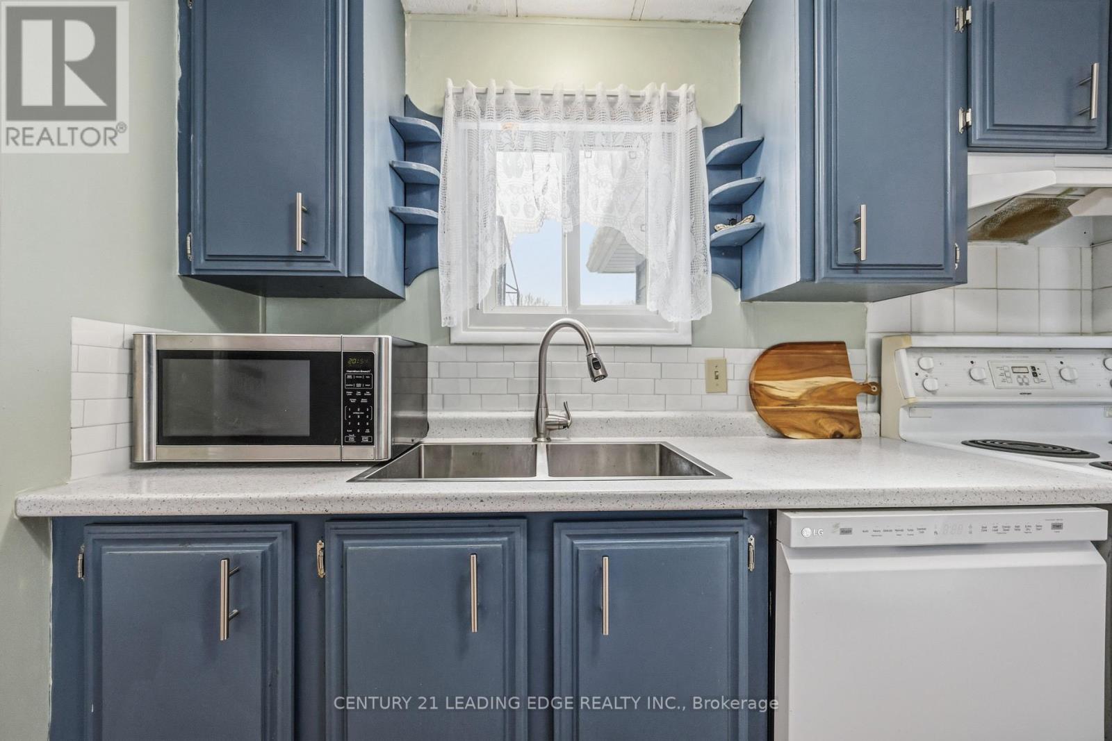 33 Vista Drive, Kawartha Lakes (Fenelon), Ontario  K9V 0H7 - Photo 21 - X12899244