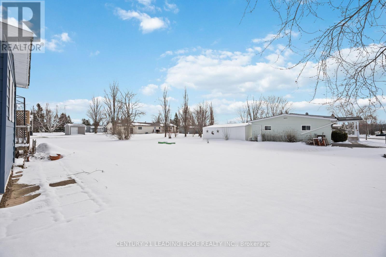33 Vista Drive, Kawartha Lakes (Fenelon), Ontario  K9V 0H7 - Photo 36 - X12899244