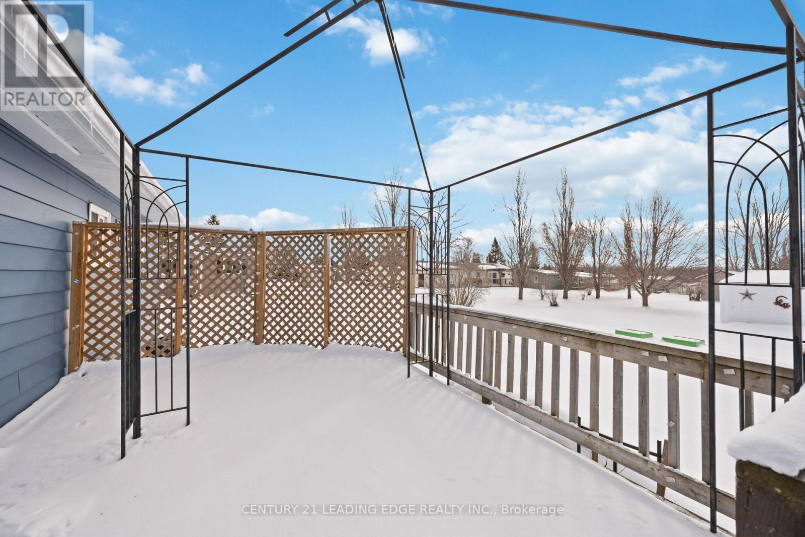 33 Vista Drive, Kawartha Lakes (Fenelon), Ontario  K9V 0H7 - Photo 38 - X12899244