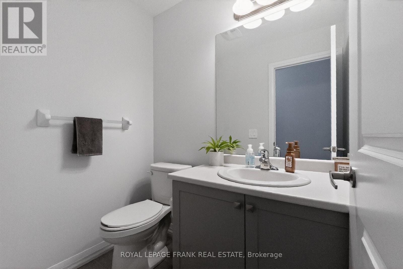 28 Corley Street, Kawartha Lakes (Lindsay), Ontario  K9V 6C2 - Photo 10 - X12899634