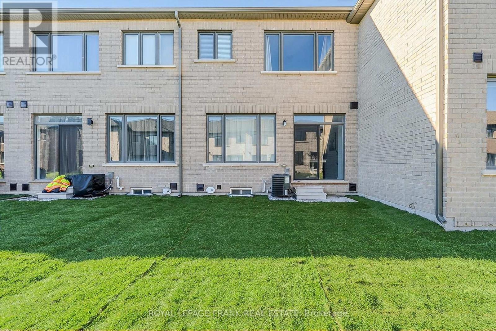 28 Corley Street, Kawartha Lakes (Lindsay), Ontario  K9V 6C2 - Photo 16 - X12899634