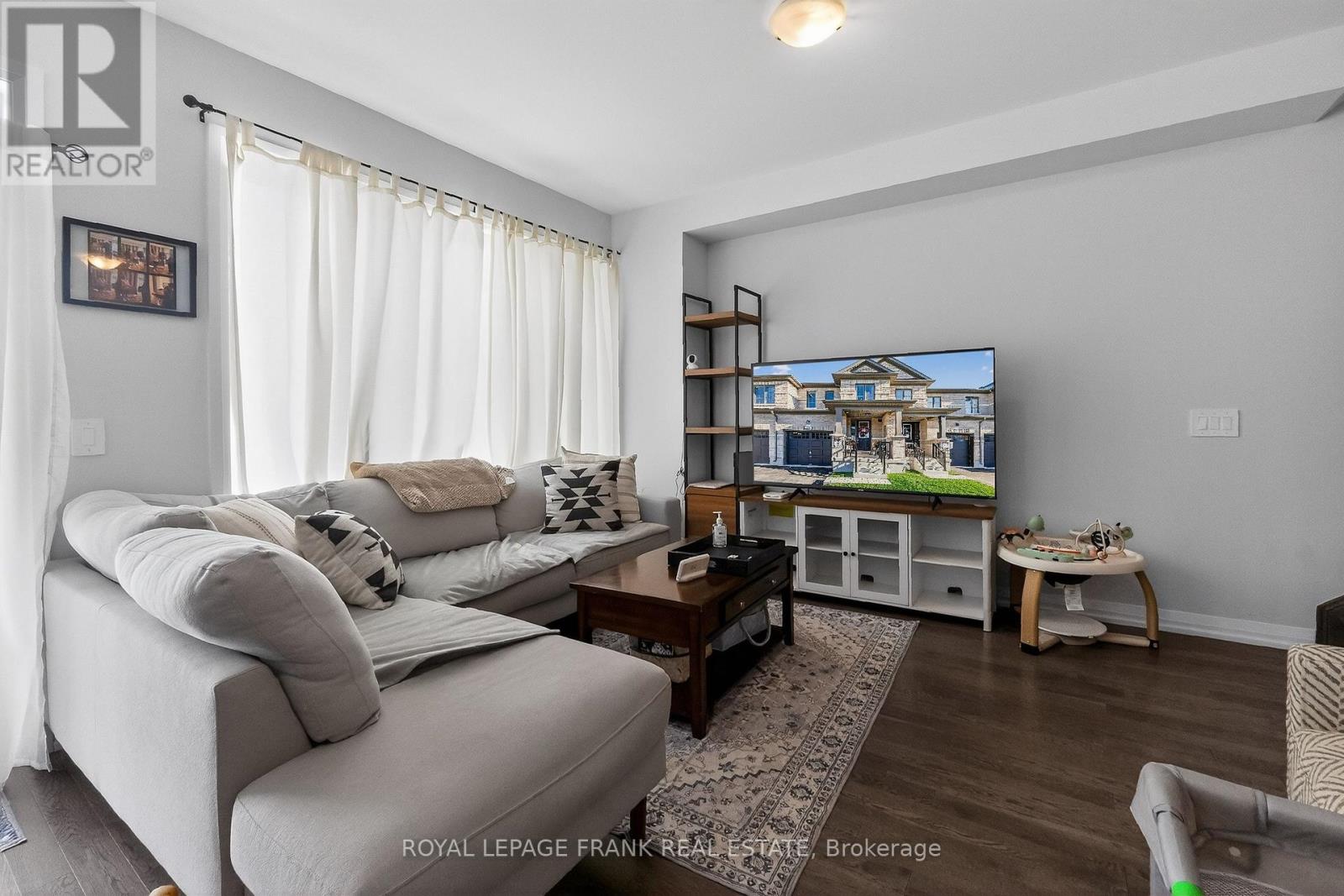 28 Corley Street, Kawartha Lakes (Lindsay), Ontario  K9V 6C2 - Photo 9 - X12899634