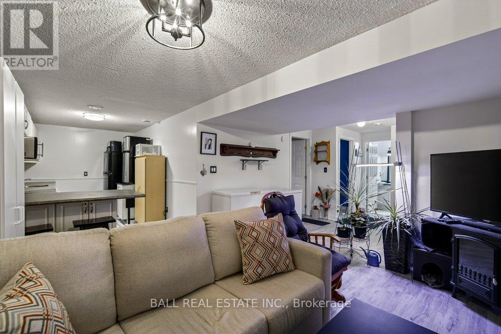 116 Adelaide Street S, Kawartha Lakes (Lindsay), Ontario  K9V 0B7 - Photo 21 - X12900660